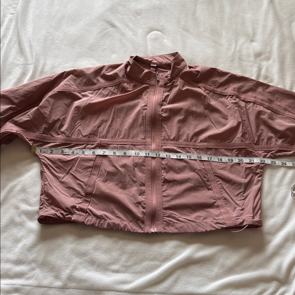 Lululemon nylon jacket - Picture 13 of 14